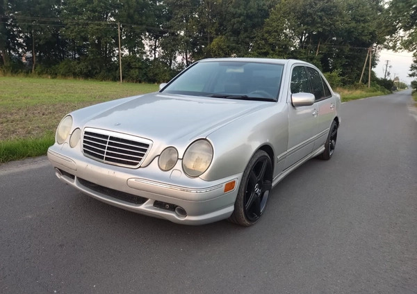 Mercedes-Benz Klasa E cena 39900 przebieg: 144000, rok produkcji 2001 z Pobiedziska małe 46